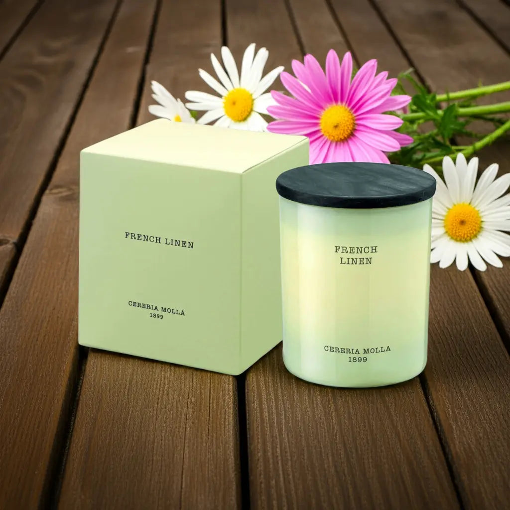 French Linen Ivory Premium Candle - 8 0z / 230 g Coastous