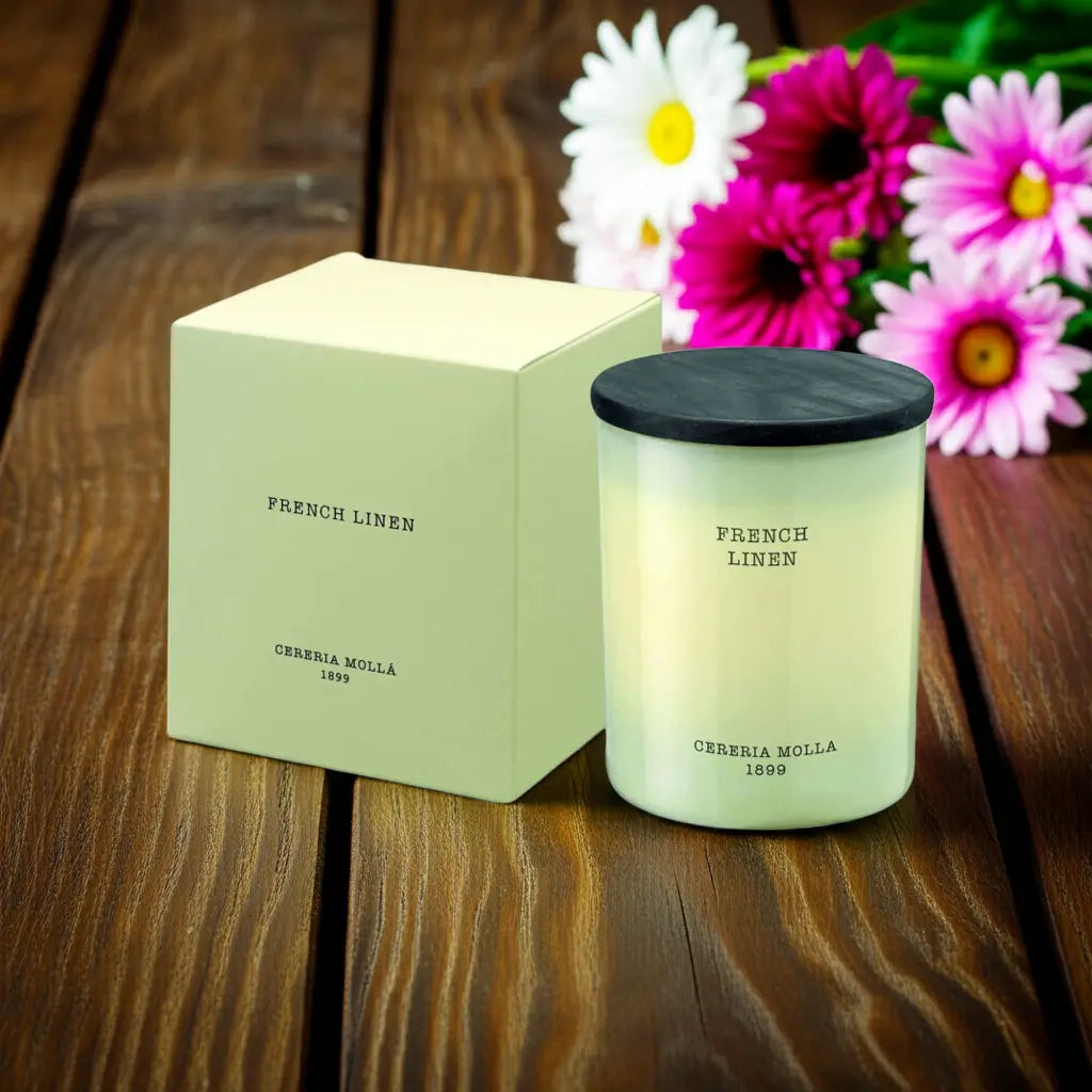 French Linen Ivory Premium Candle - 8 0z / 230 g Coastous