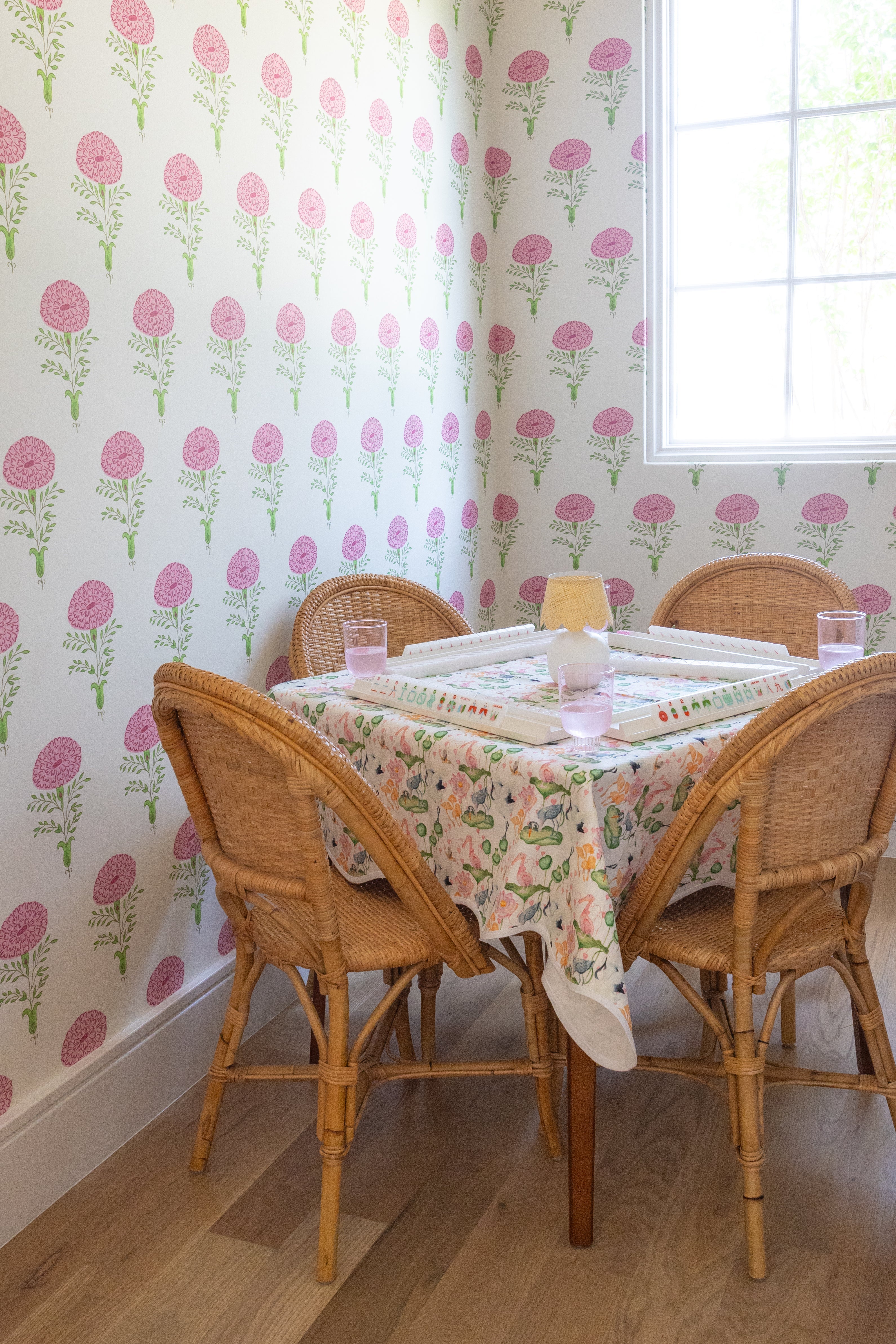 Scalloped Square Game Table Topper | Waterlily