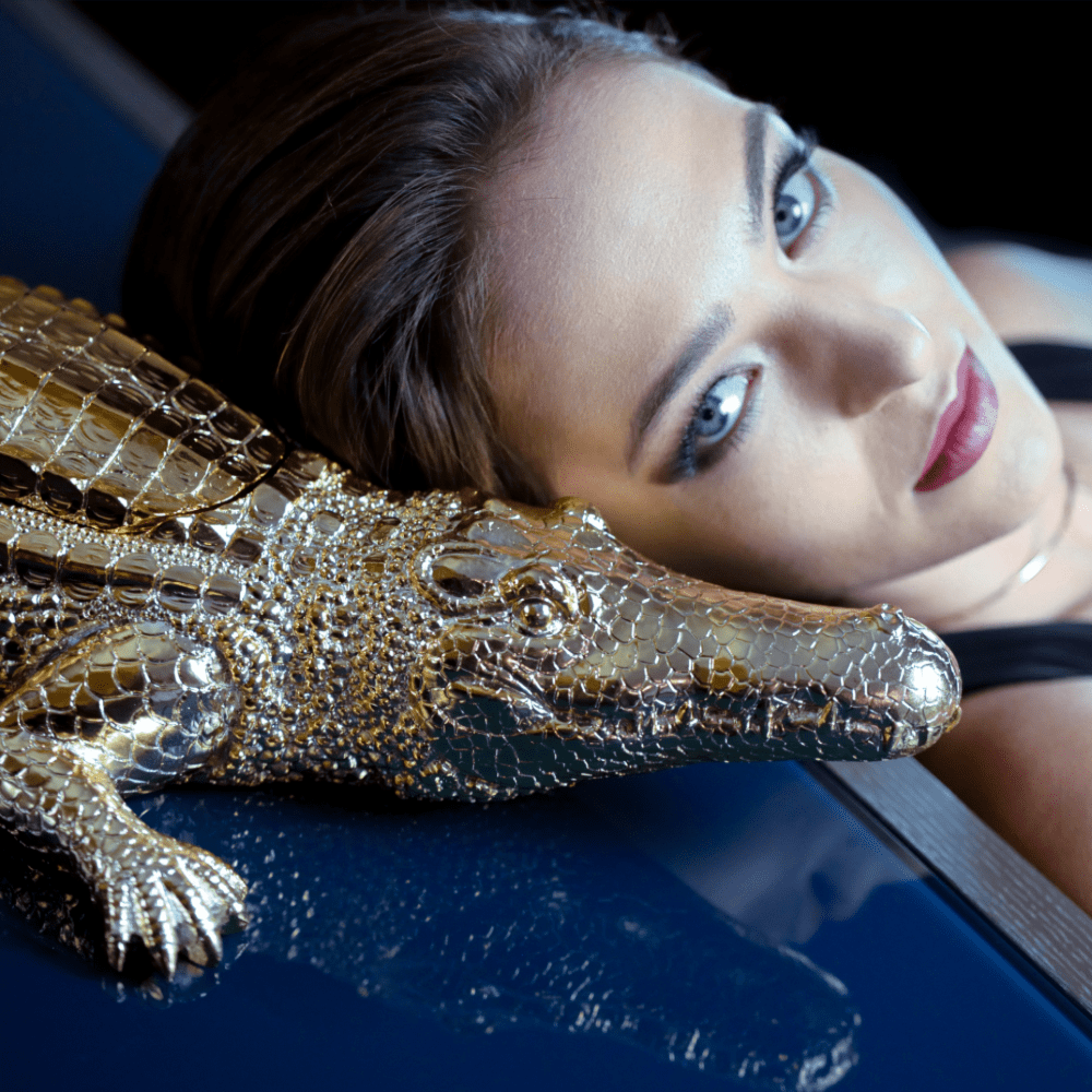 Gold Grand Alligator Candle