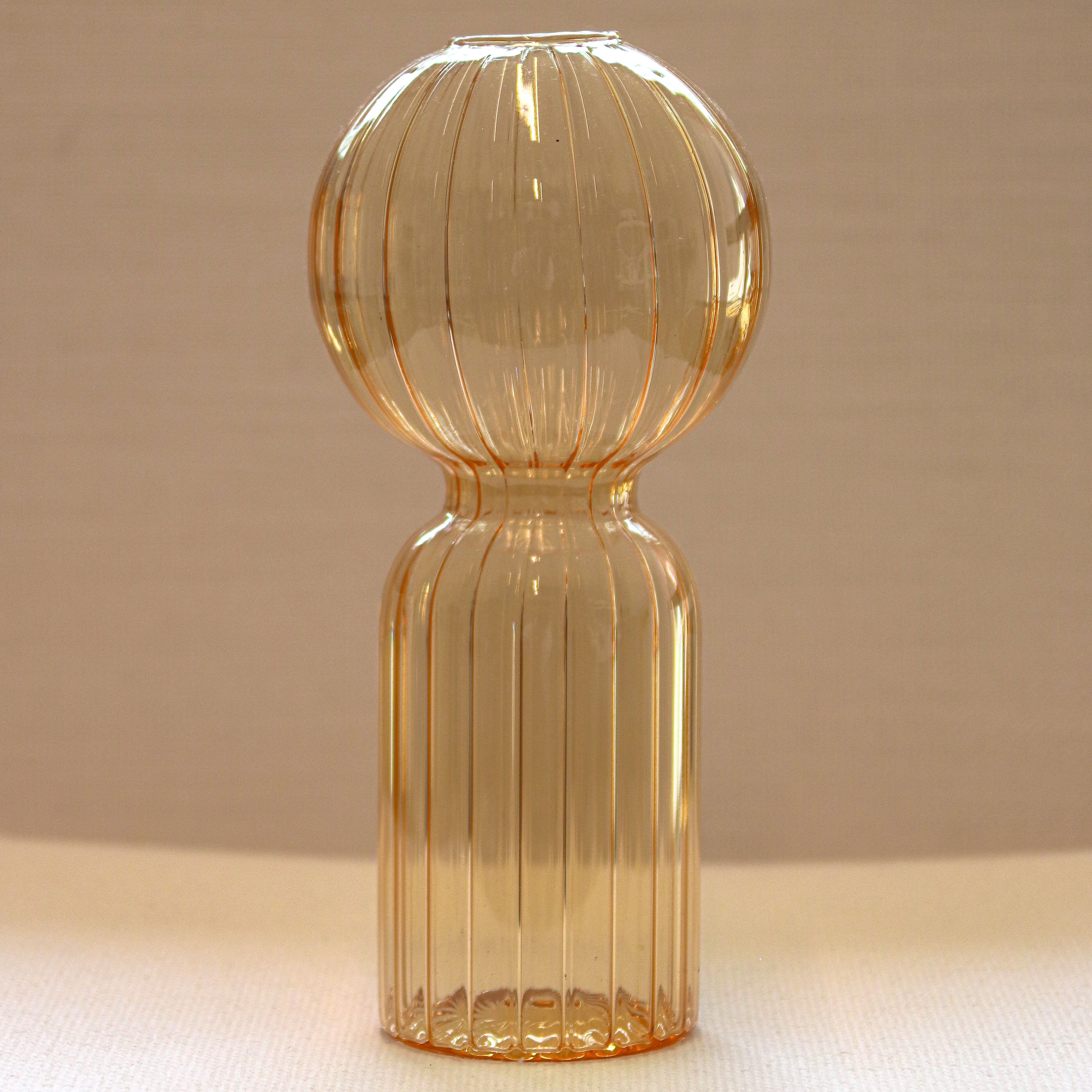 Apricot Ribbed Vase - Pair Ro'Table