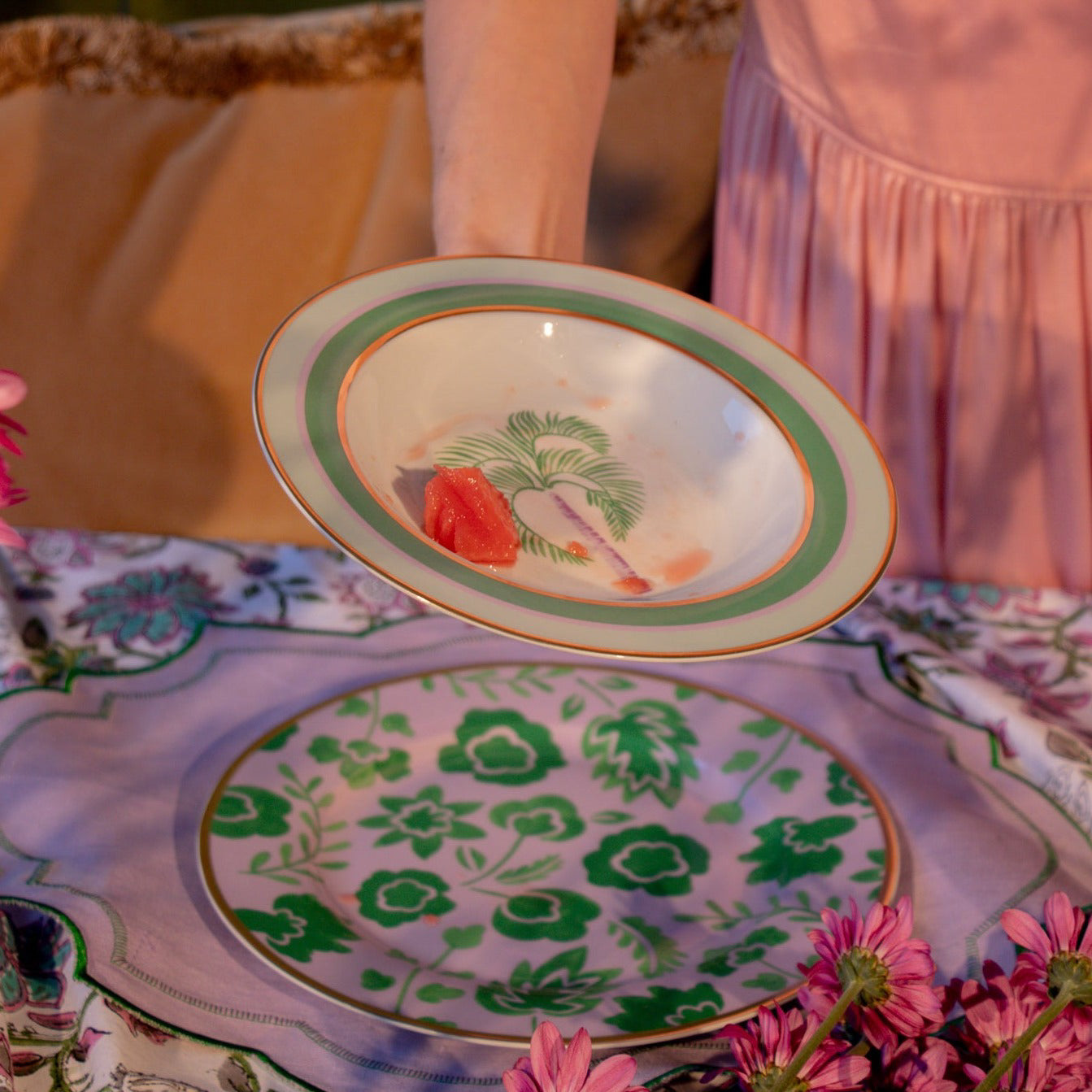 Bernadette Palm Soup Bowl - Set of 4 (+1 Bonus Bowl) Ro'Table