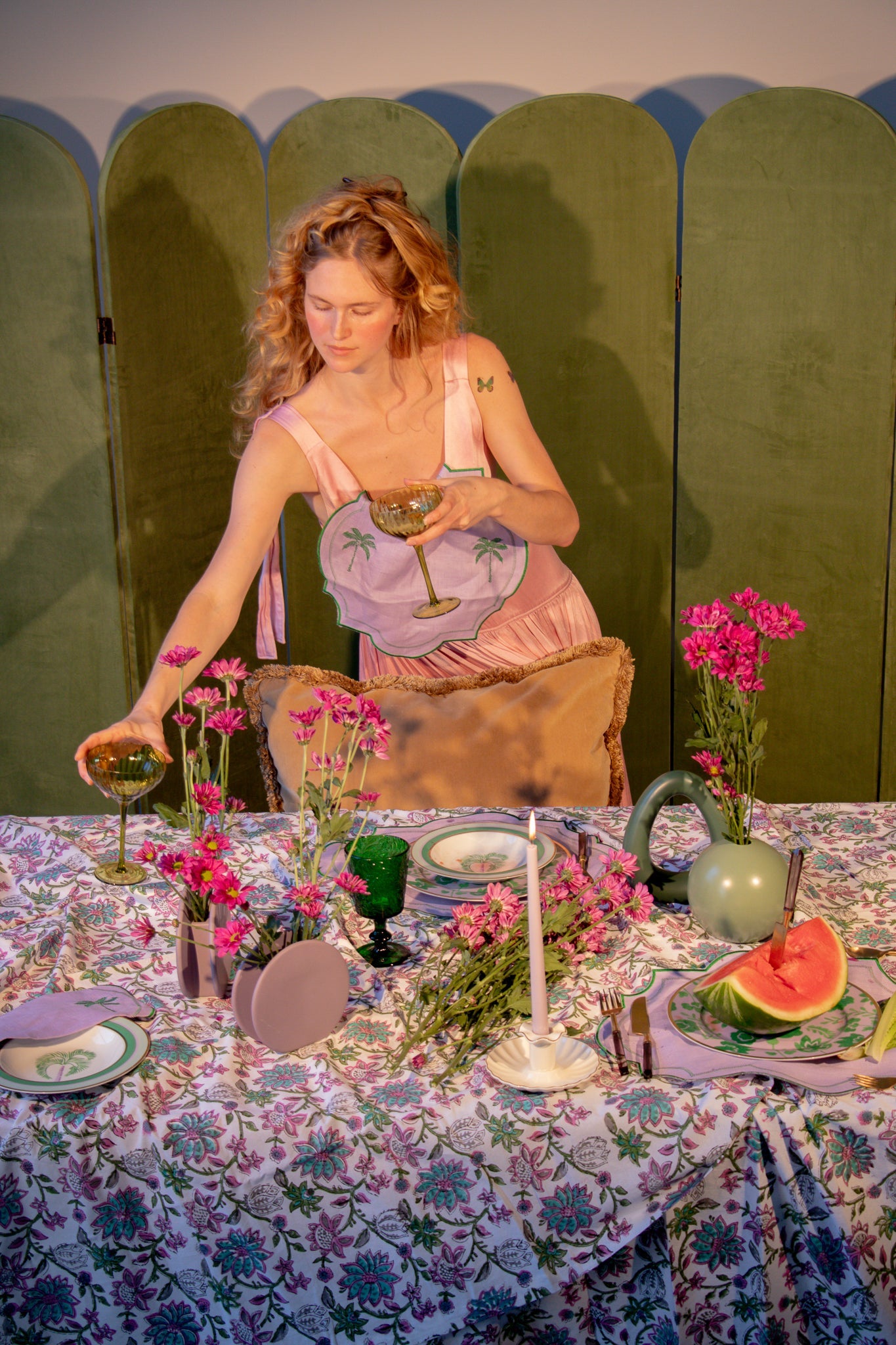 Bernadette Palm Soup Bowl - Set of 4 (+1 Bonus Bowl) Ro'Table