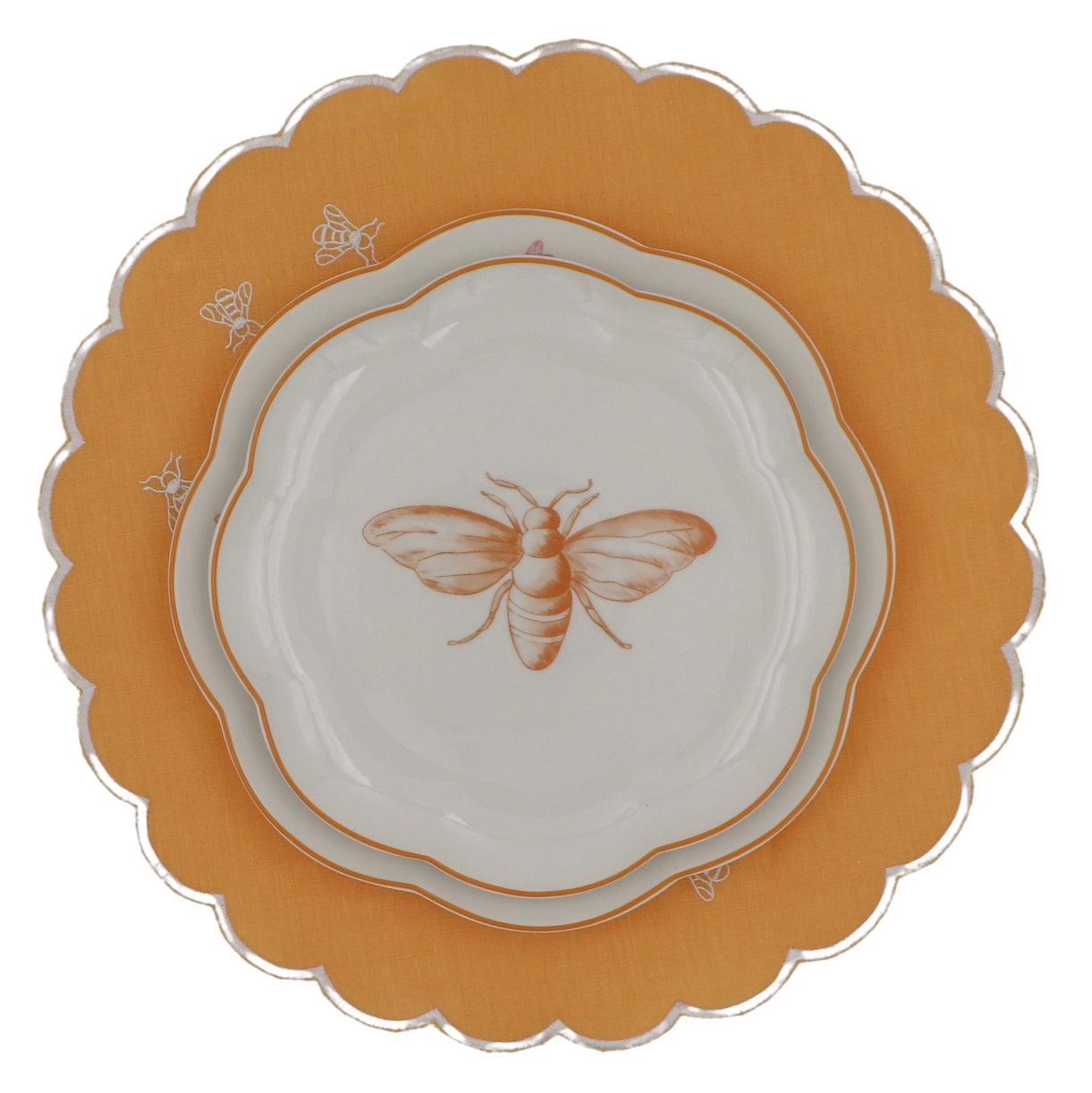 Bumble Homecoming Scalloped Starter Plate - Set of 4 (+1 Bonus Plate) Ro'Table