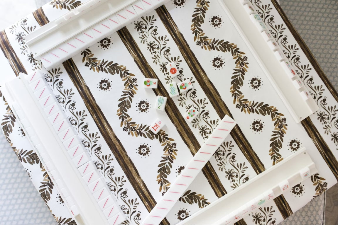 Scalloped Square Table Topper | Boxwood Garden - Espresso