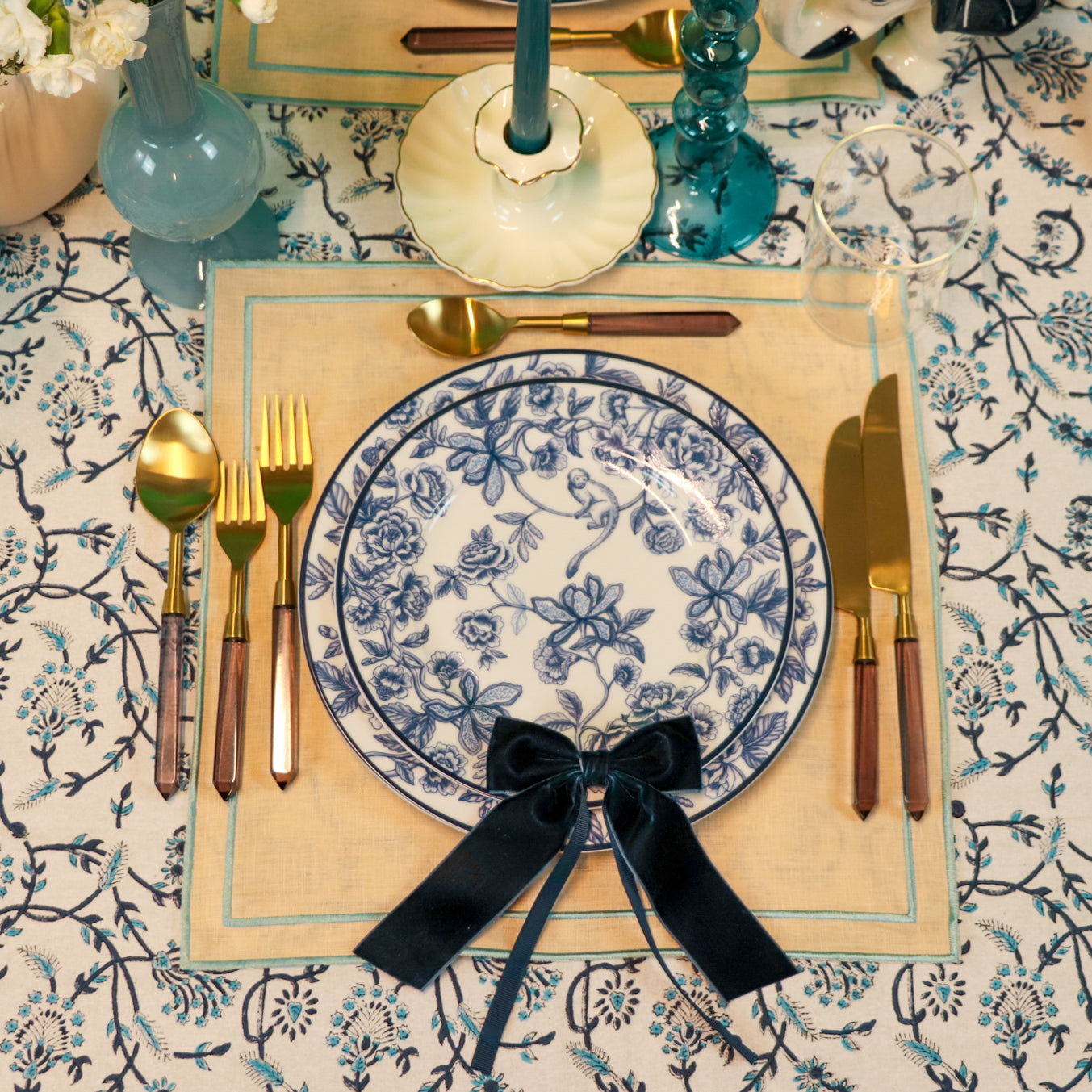 Eleanor Royal Blue Tablecloth Ro'Table