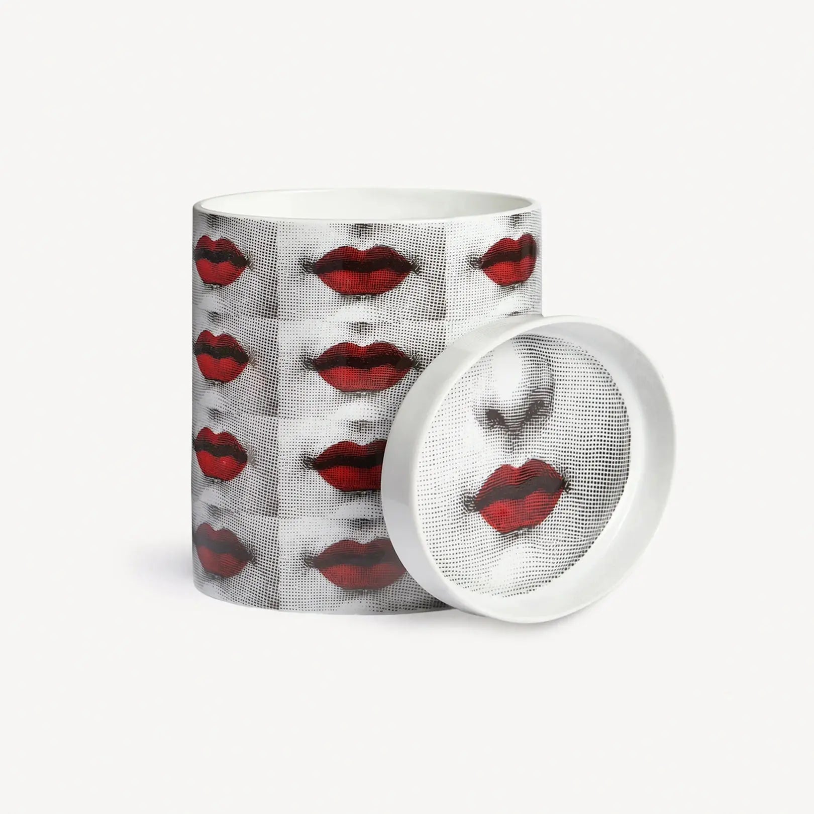 Fornasetti - NEL MENTRE Scented Candle - Bocche Décor - Frutto Proibito Fragrance
