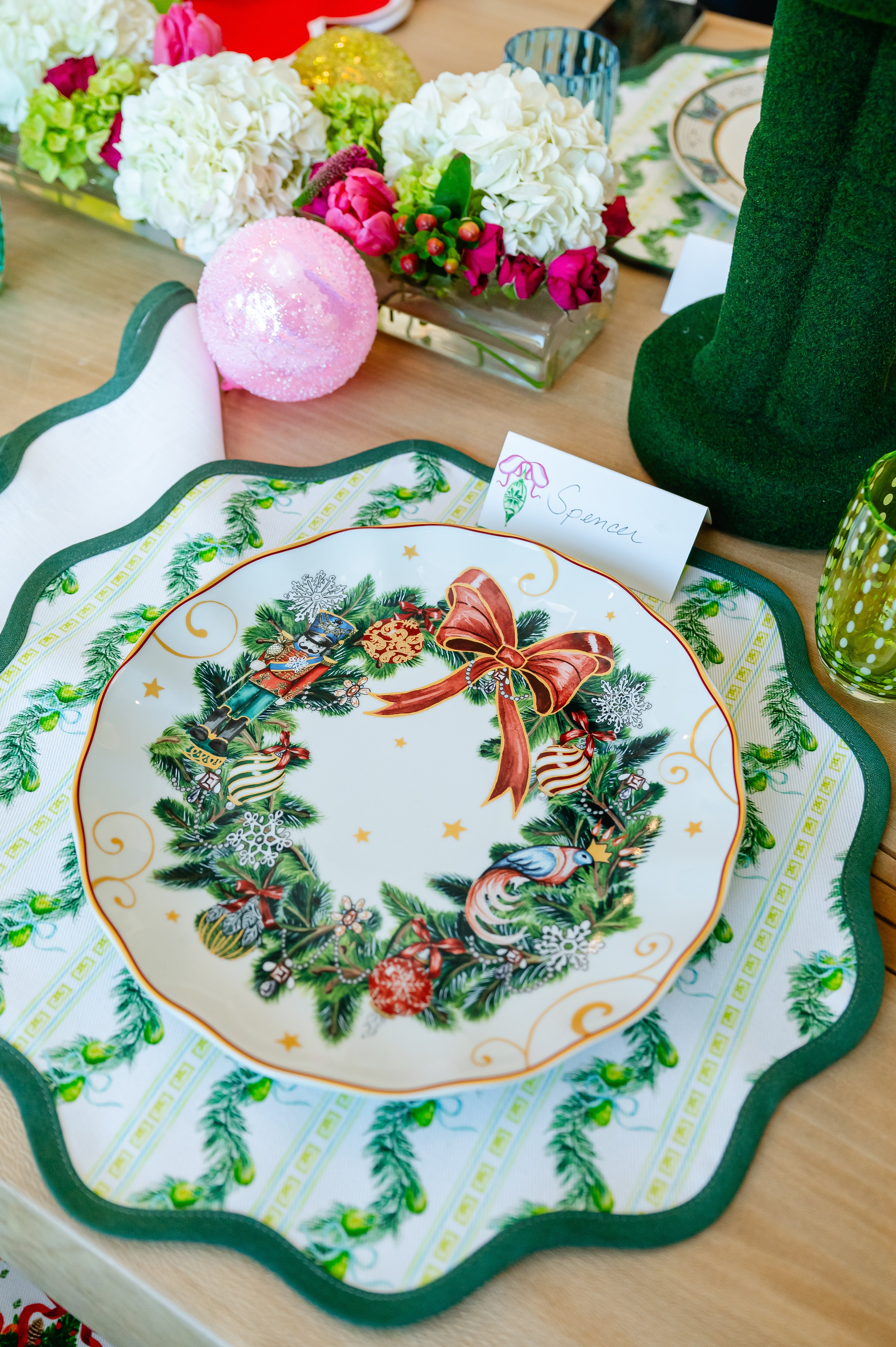 Round Scalloped Placemat | In a Pear Tree