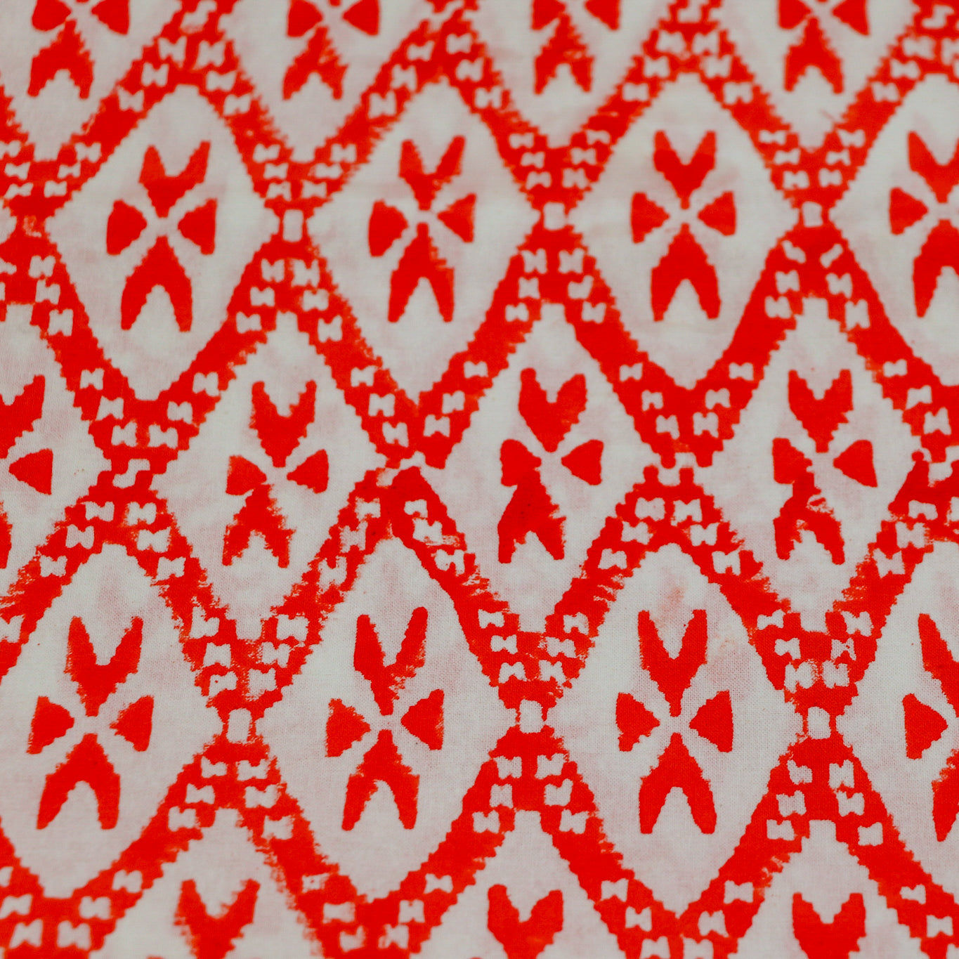 Isabella Cove Tablecloth Ro'Table