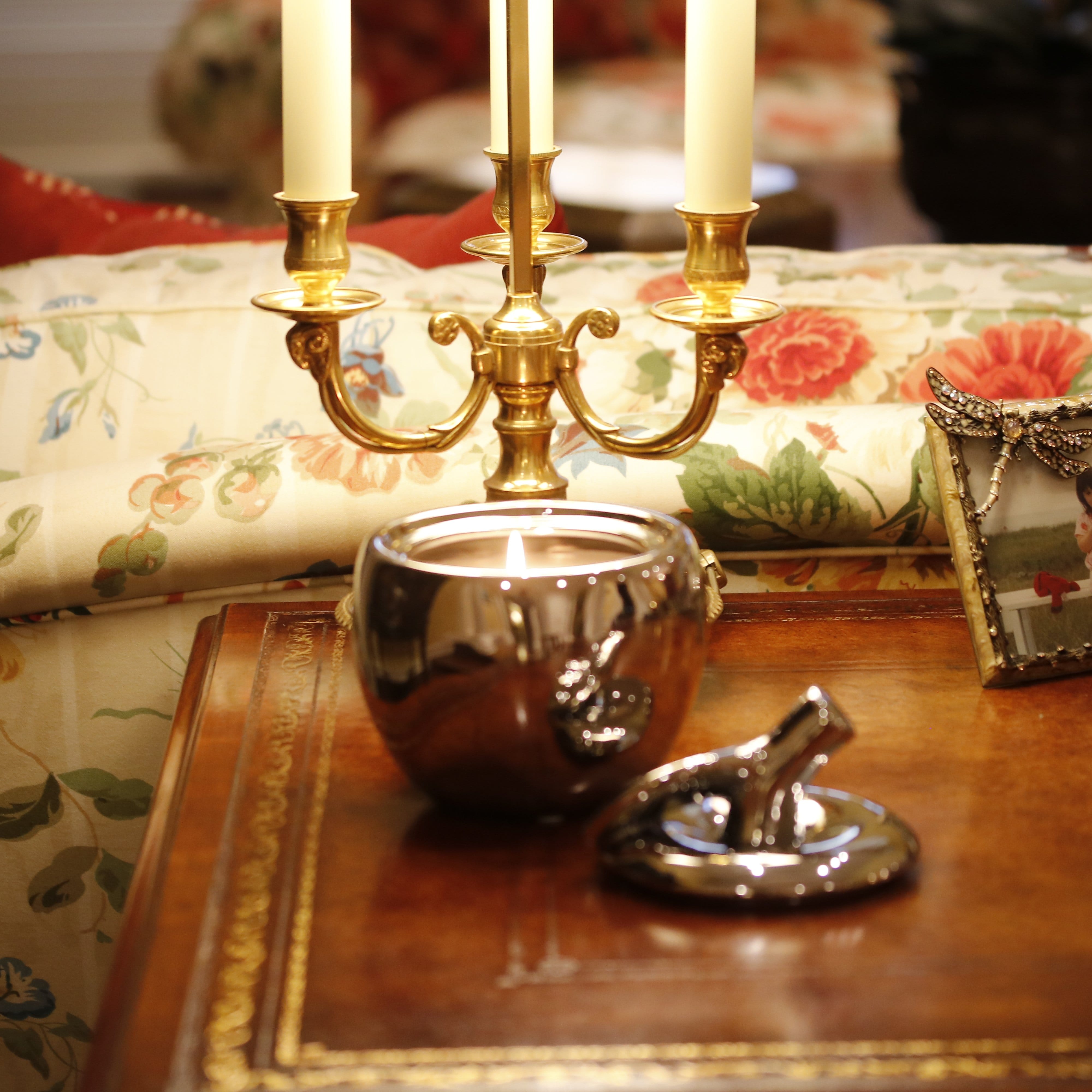 Silver Malus Apple Candle