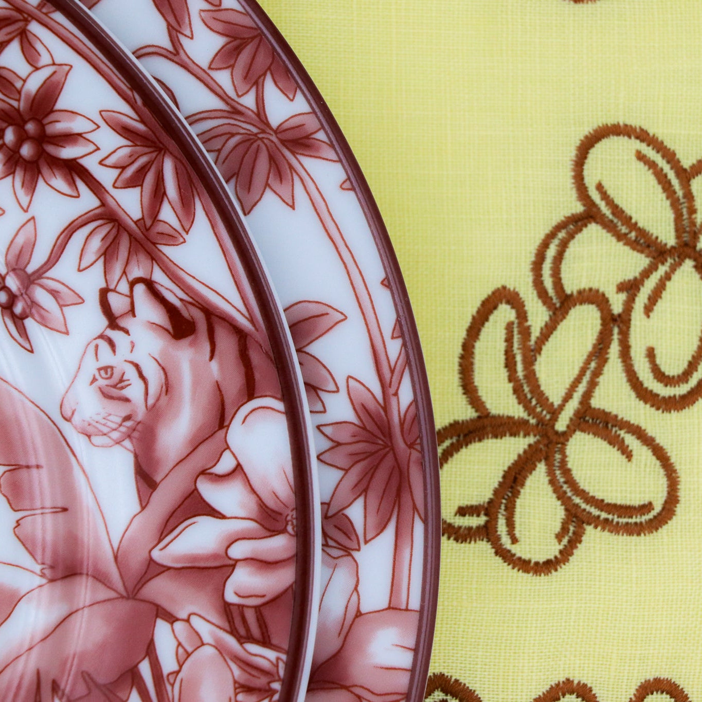 Sepia Estate Dinner Plate - Set of 4 (+1 Bonus Plate) Ro'Table