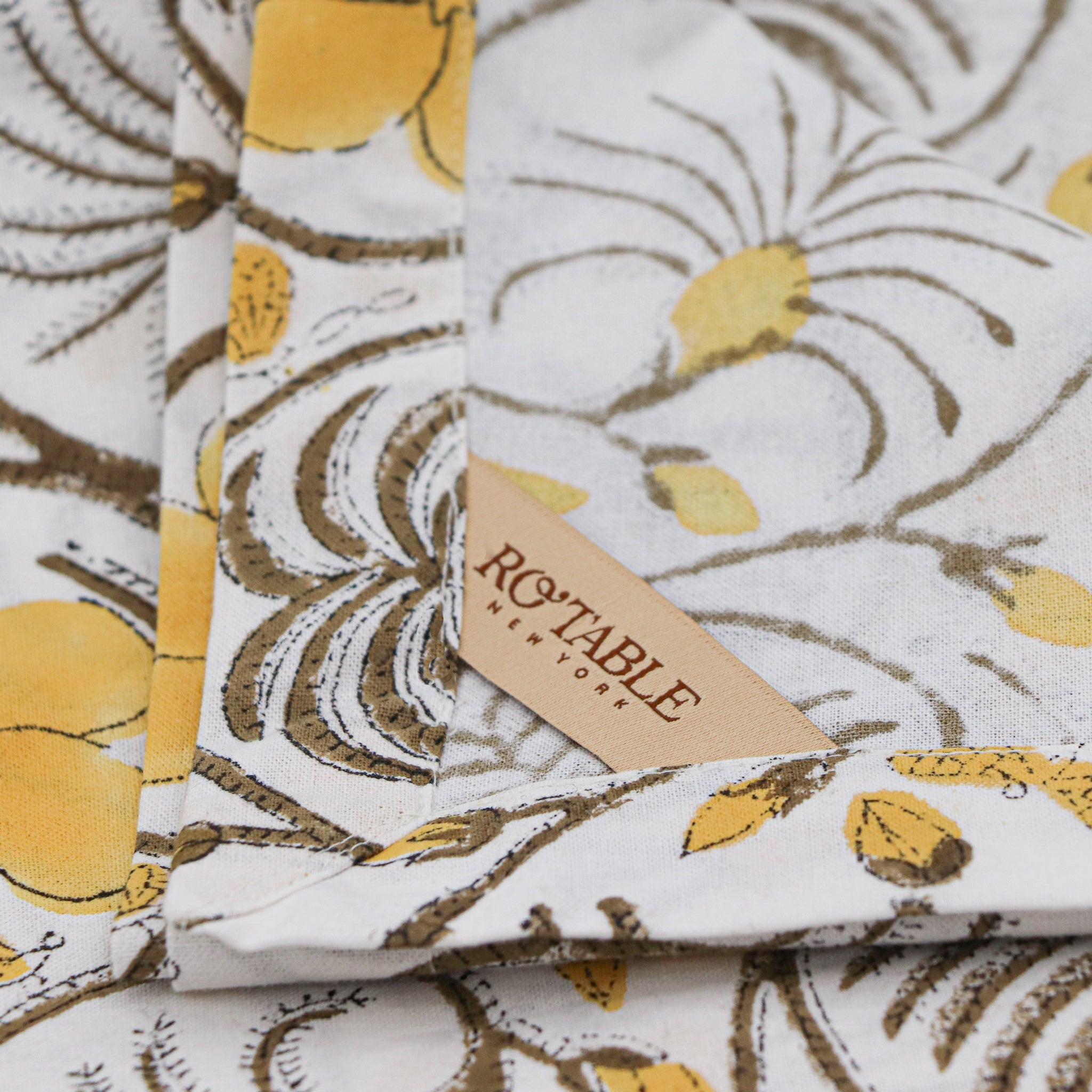 Summer of Love Tablecloth Ro'Table