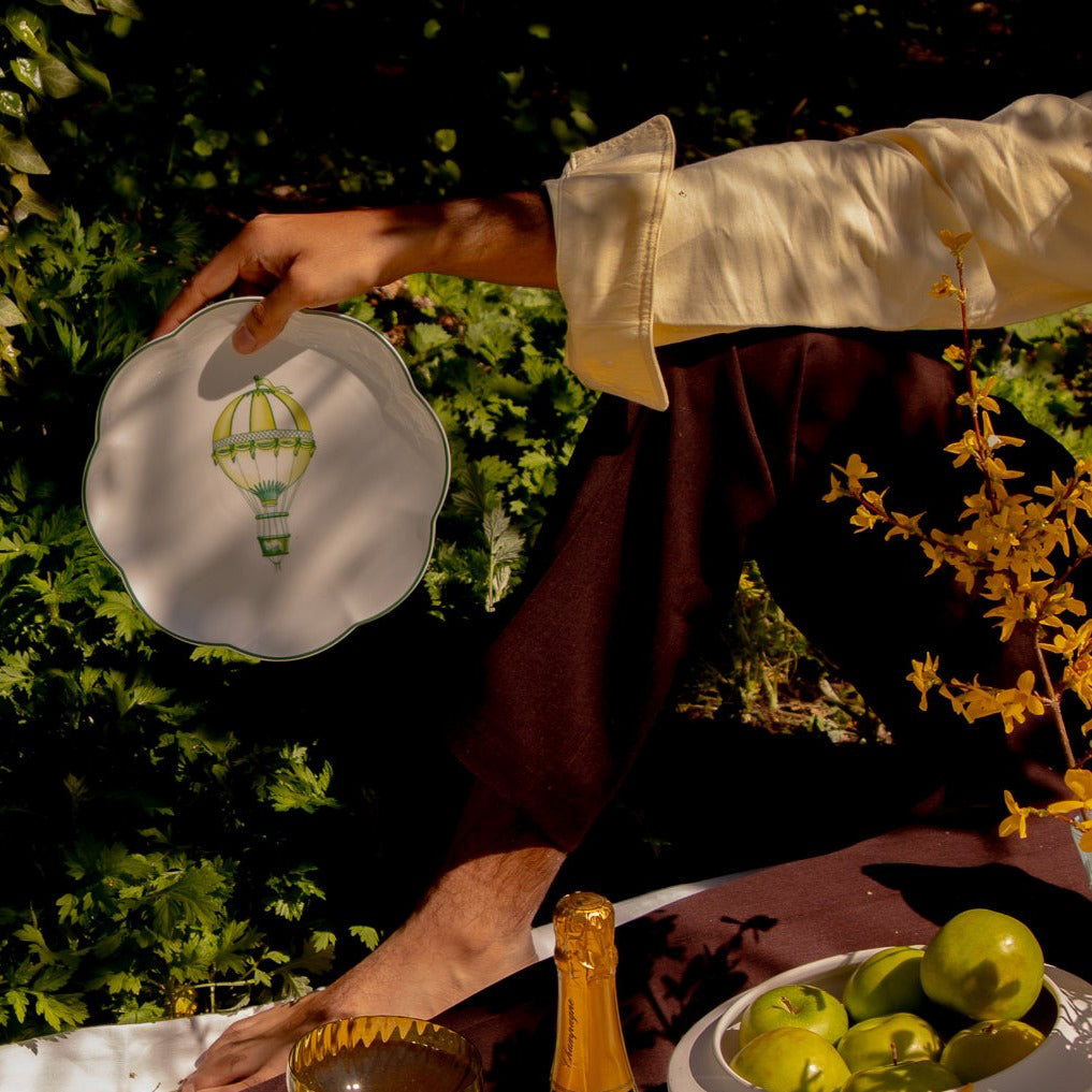 Valensole Lavender Scalloped Starter Plate - Case of 12 Plates (+3 Bonus Plates) Ro'Table