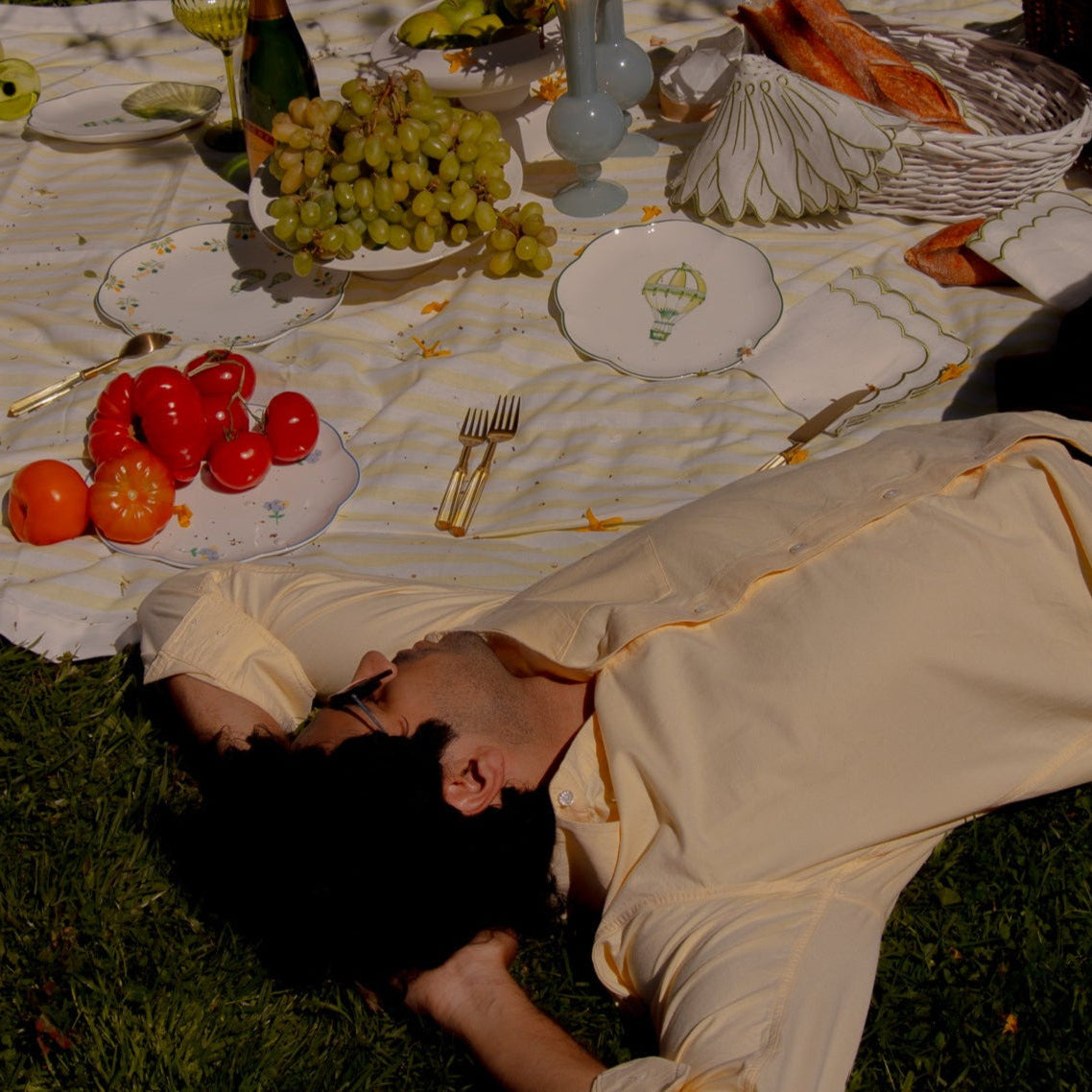 Valensole Lavender Scalloped Starter Plate - Case of 12 Plates (+3 Bonus Plates) Ro'Table