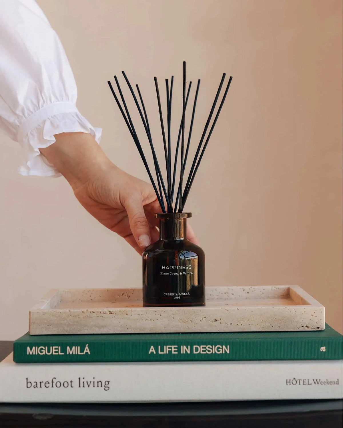 Cereria Molla - Wellbeing Blanc Cocoa & Vanilla Reed Diffuser 120ml / 4 oz — lifestyle view