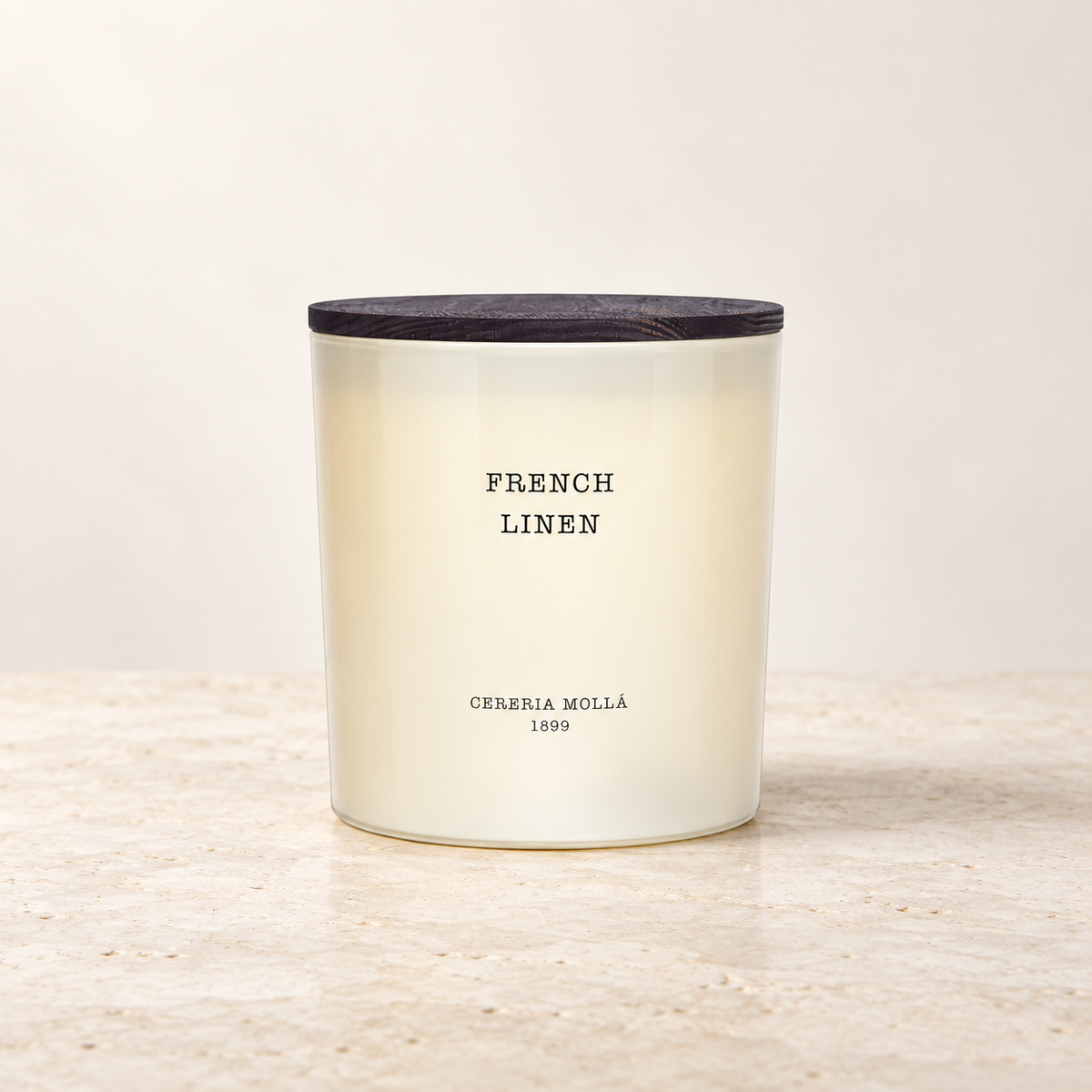 Cereria Molla French Linen Ivory XL 600 g candle, clear product view
