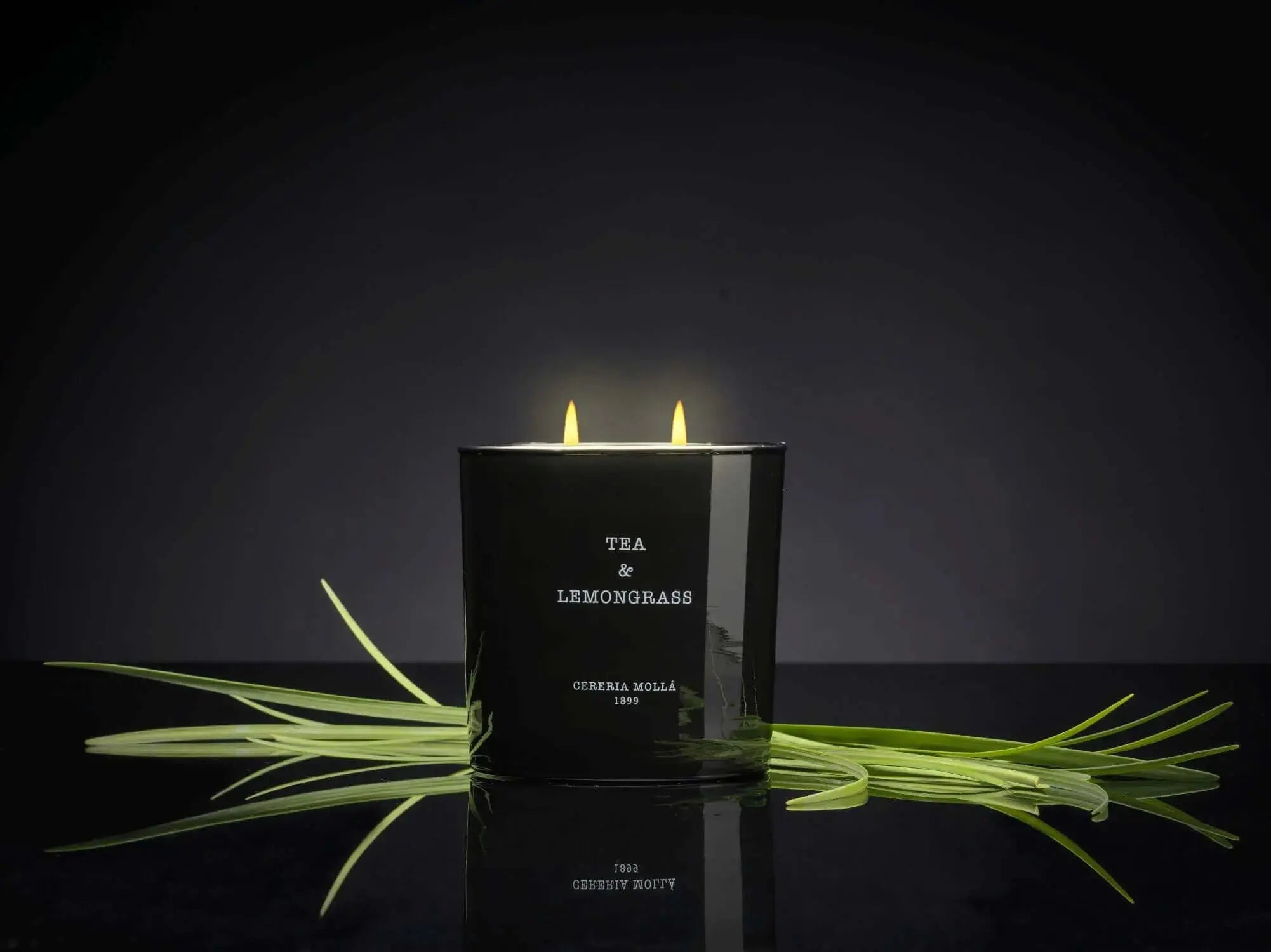 Cereria Molla - Tea & Lemongrass 3 wick XL Candle - 21 oz / 600 g
