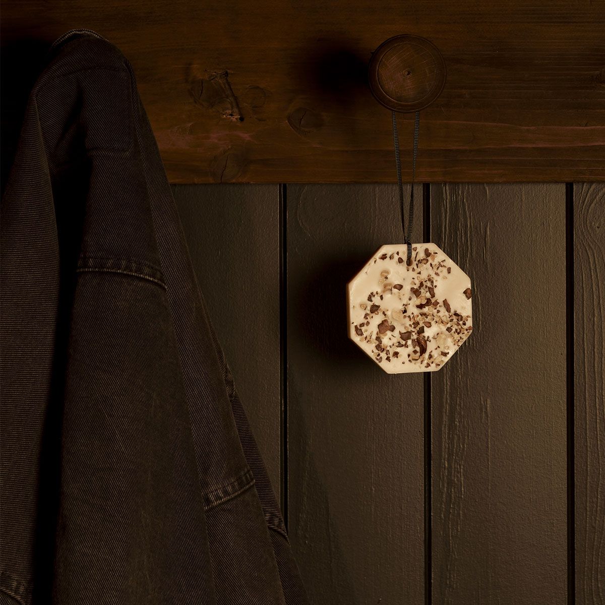 Chestnut Botanical Palet Carrière Frères