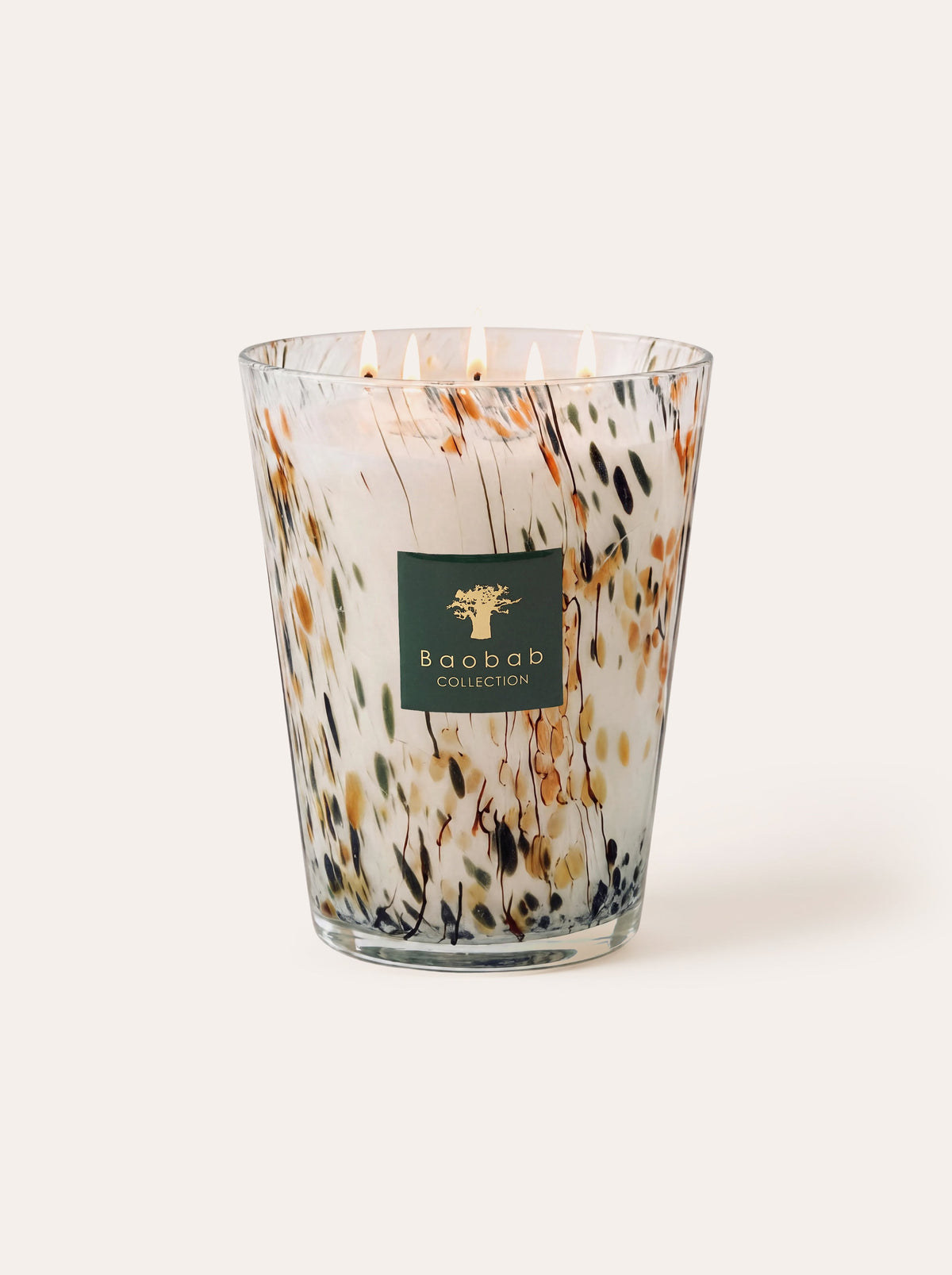 Baobab Collection Halona White World scented candle image 1