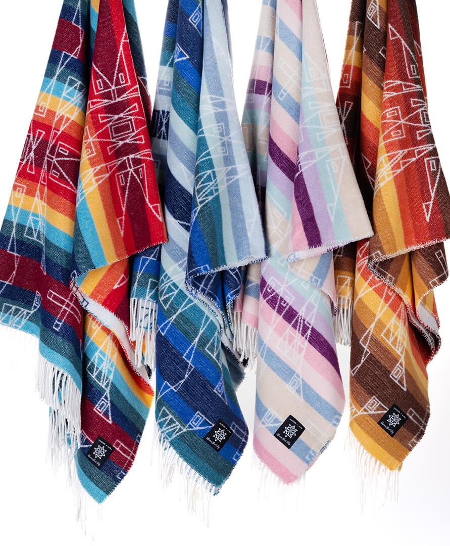 Hunaaneskúhtš (Fall) Blanket