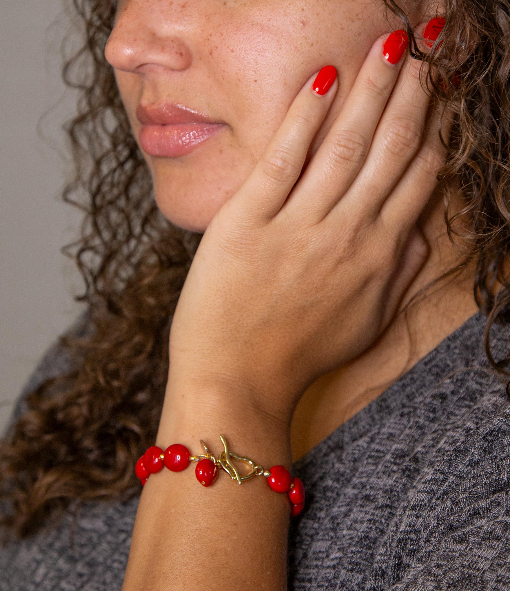 Scardale Red Shell Pearl Golden Toggle Bracelet Barse Jewelry