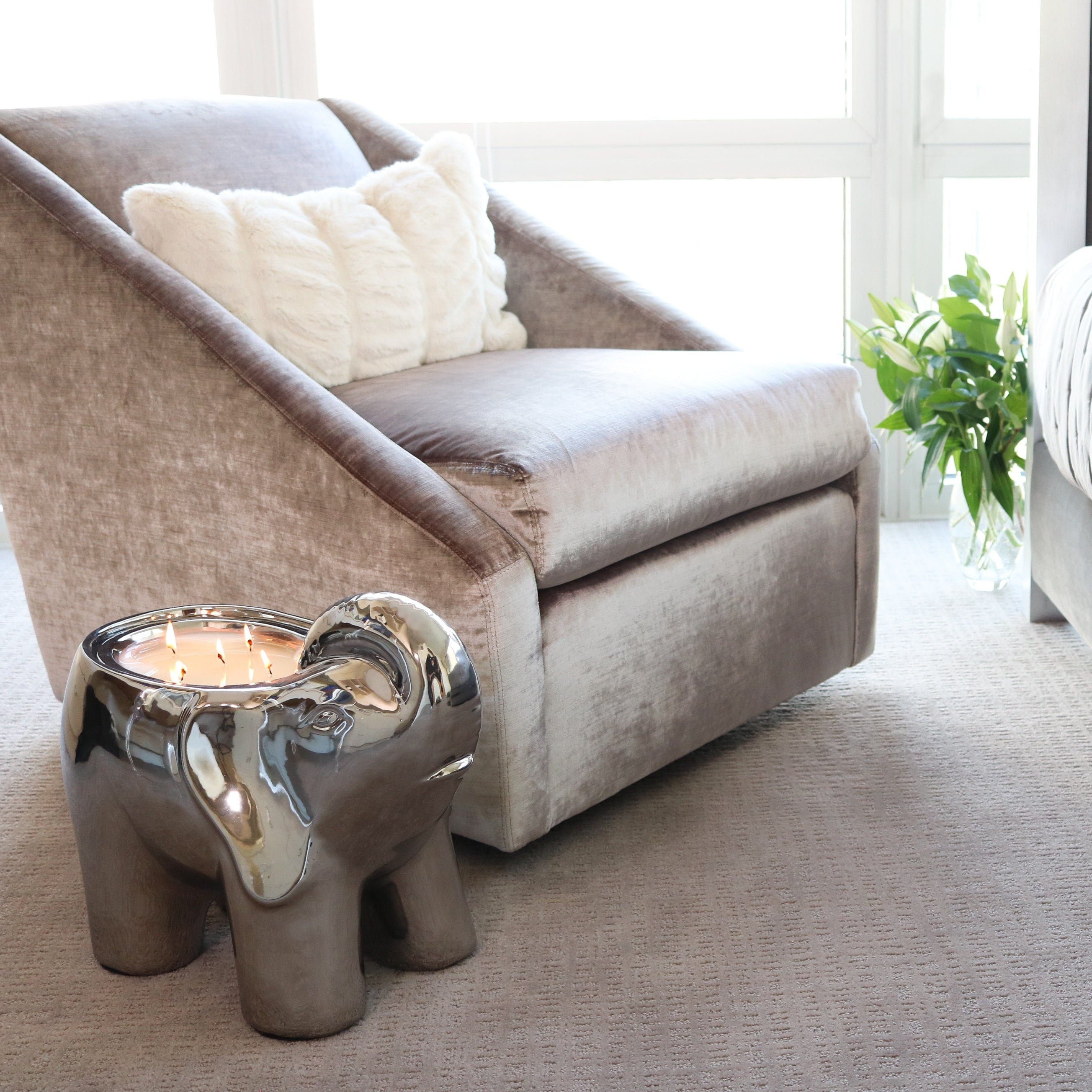 Silver Grand Elephant Candle