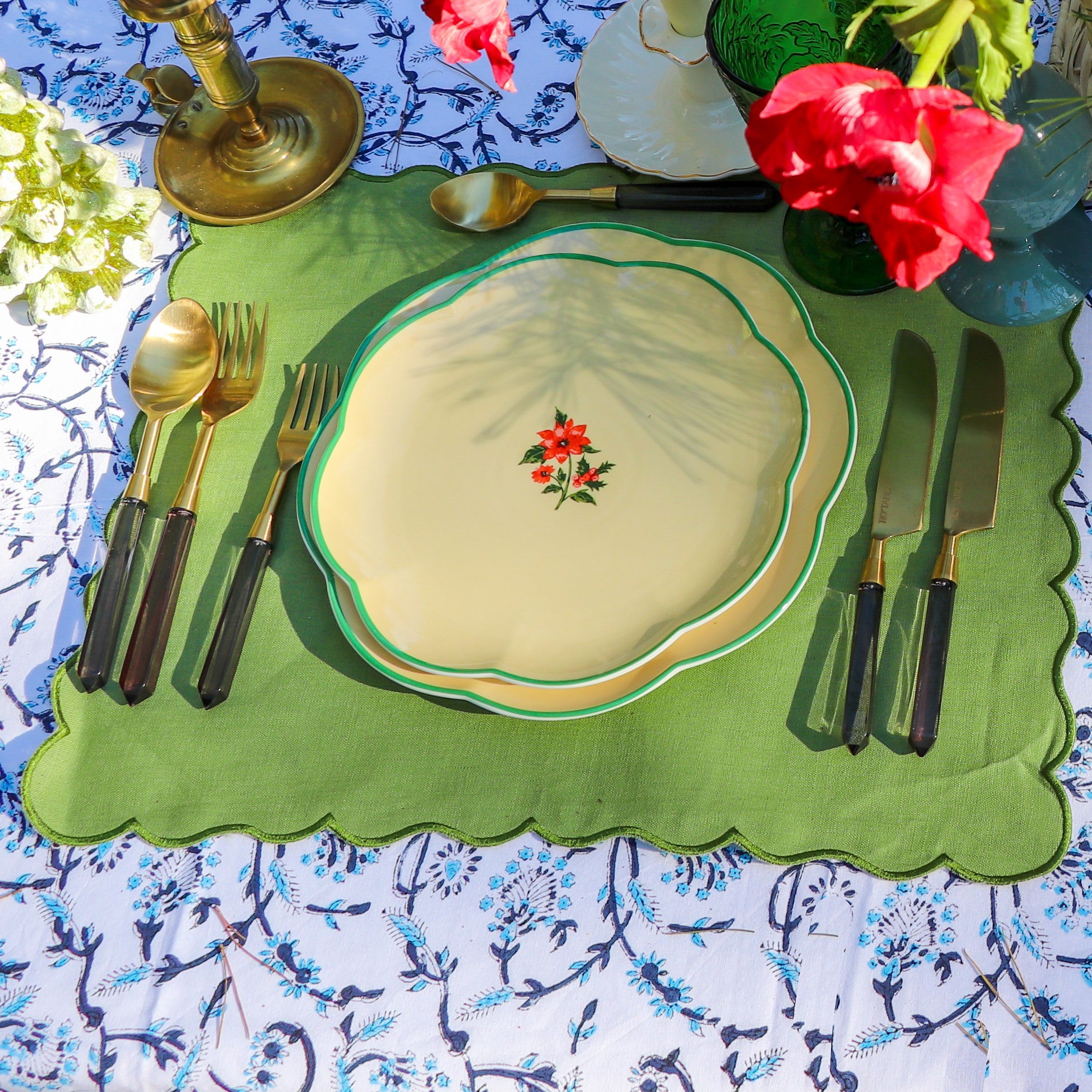 Eleanor Royal Blue Tablecloth Ro'Table