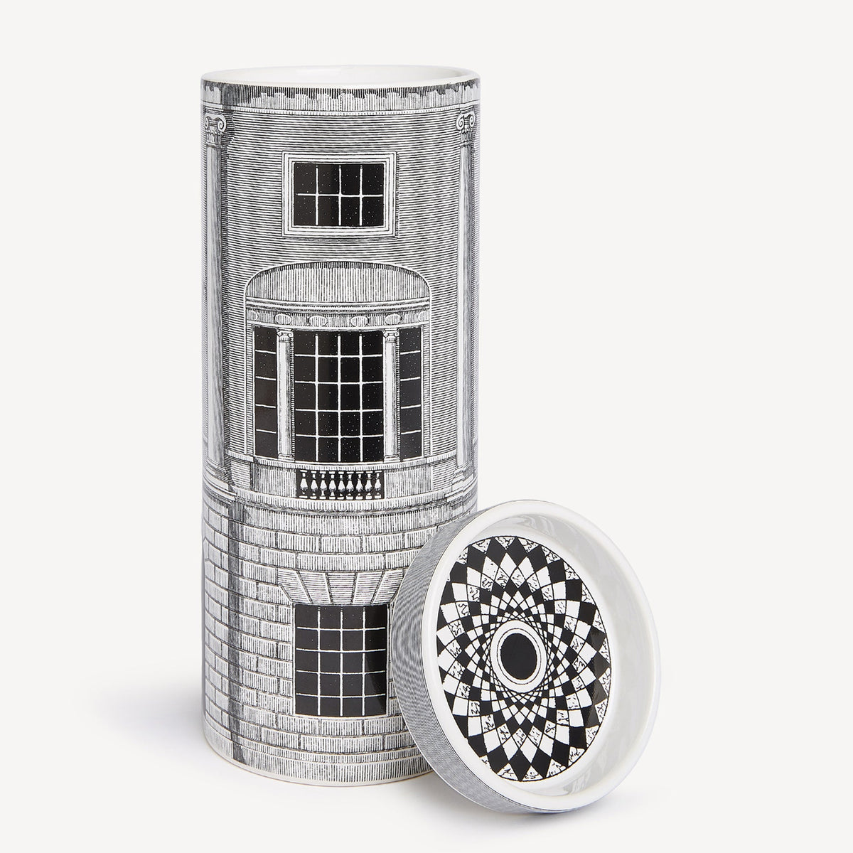 Fornasetti NEL MENTRE Tall Candle – Architettura, Immaginazione