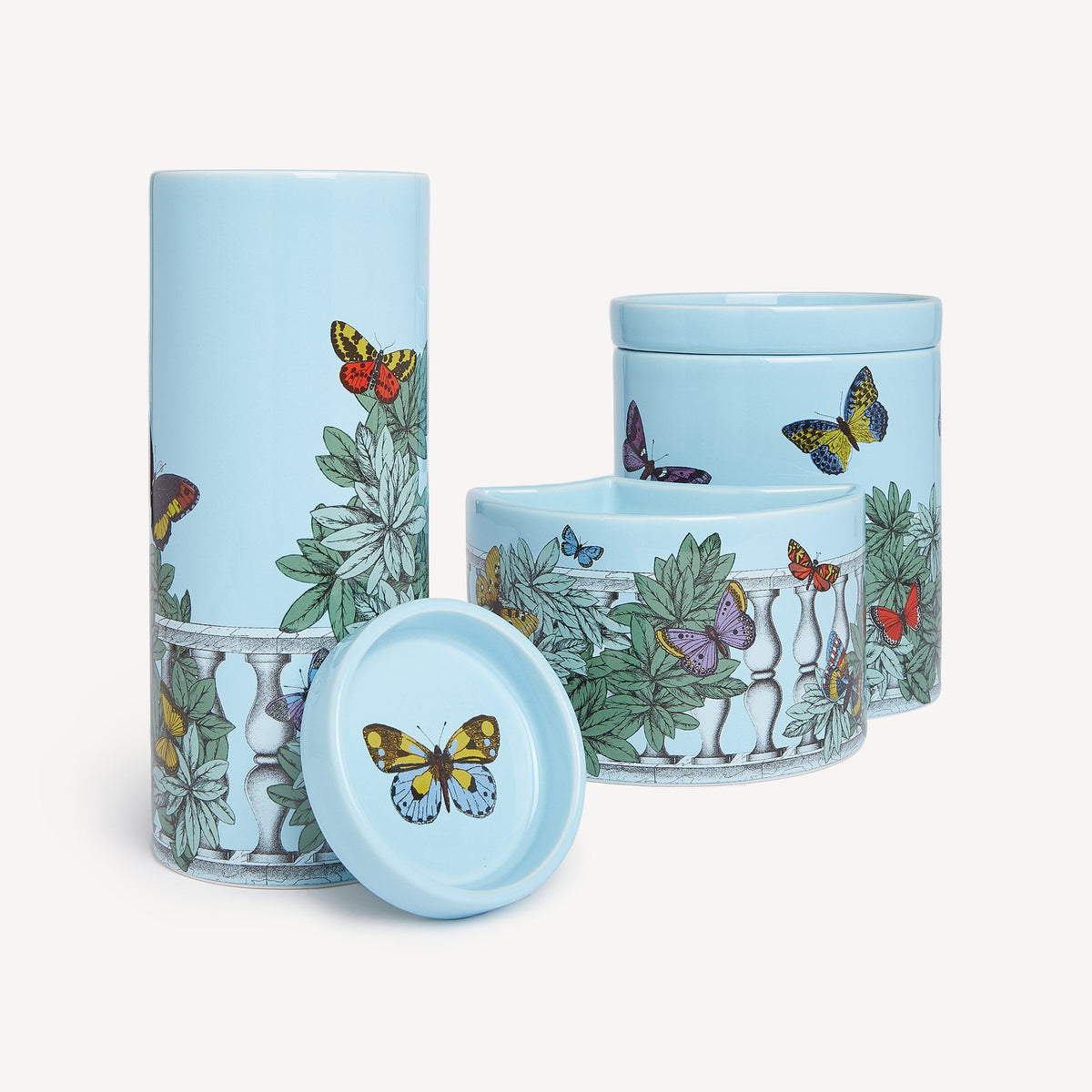 Fornasetti NEL MENTRE Set of 3 Candles – Farfalle e Balaustra, Giardino Segreto