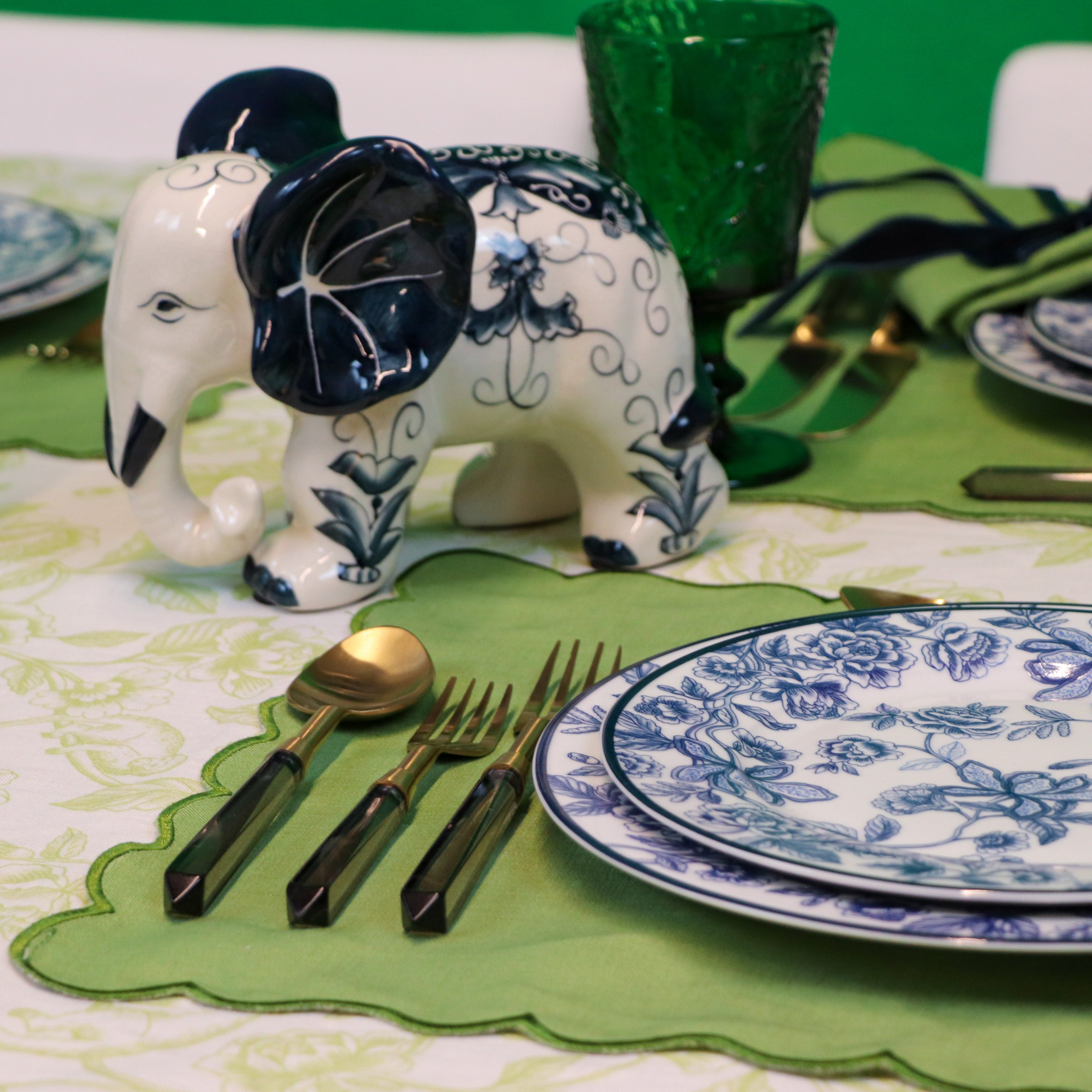 Hand-painted Embera and Nyala Elephants - Pair Ro'Table