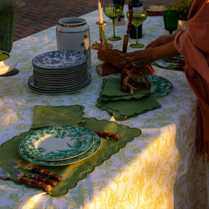 Monsoon Verdant Dinner Plate - Case of 12 Plates (+3 Bonus Plates) Ro'Table