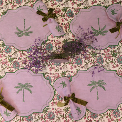 Pendula Petunia Tablecloth Ro'Table