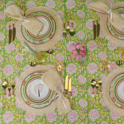 Viviana Venetia Blooms Tablecloth Ro'Table