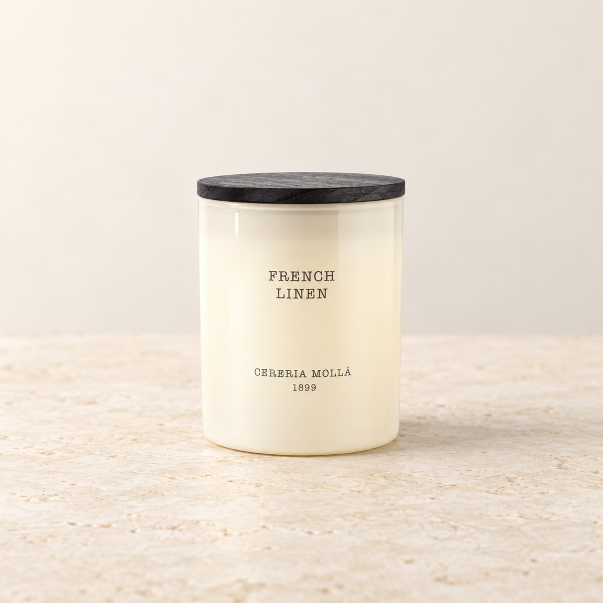 Cereria Molla French Linen Ivory 230 g candle, clear product view