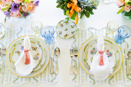 Square Scalloped Placemat | Boxwood Garden - Sage