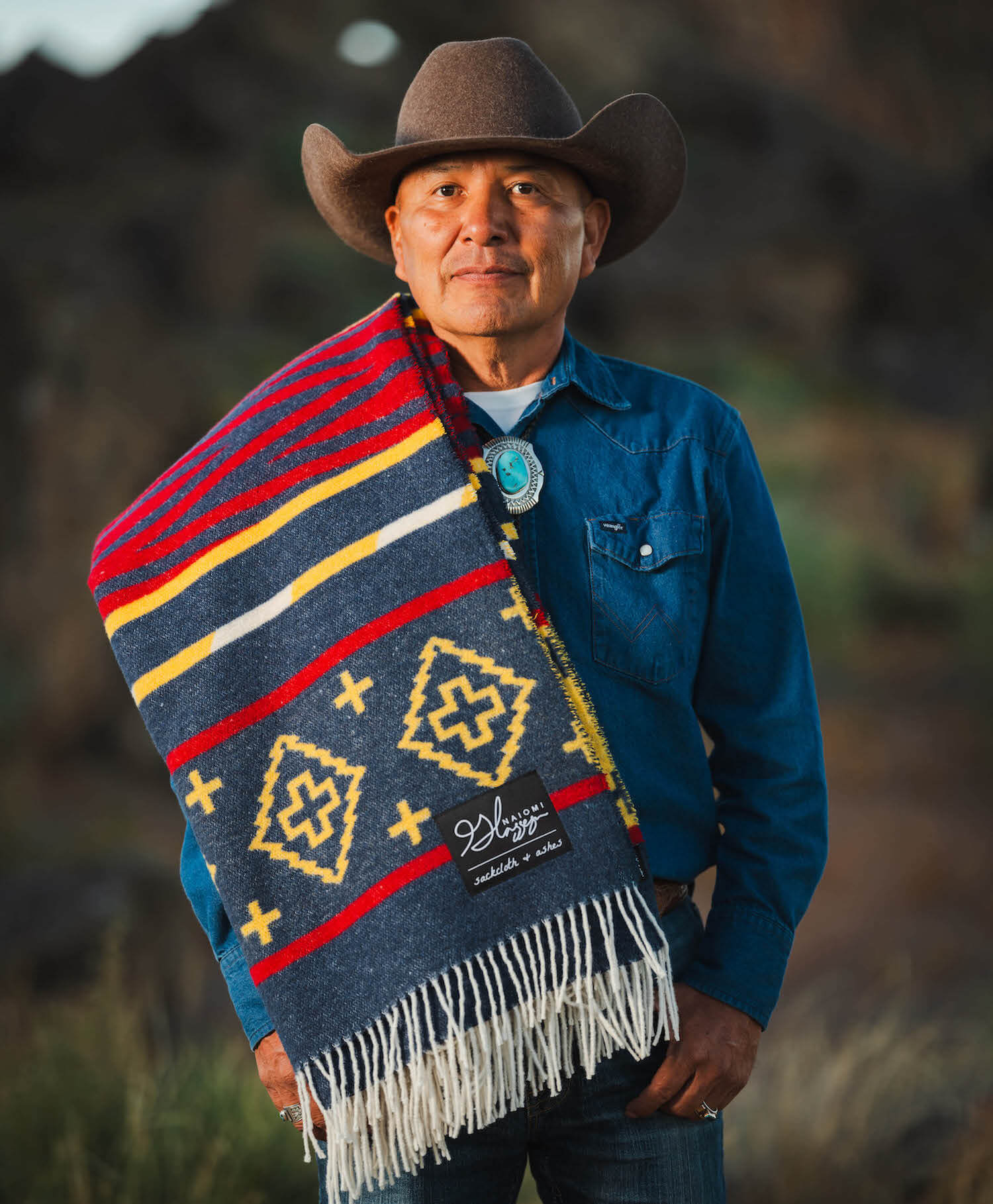 Legacy Tó Ałts'íísí (Little Water) Blanket