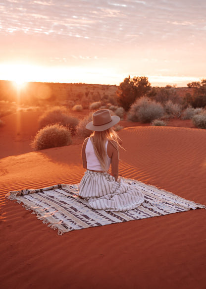 Ridgeline Alps Blanket