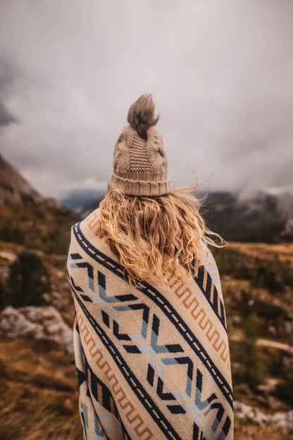 Ridgeline Alps Blanket