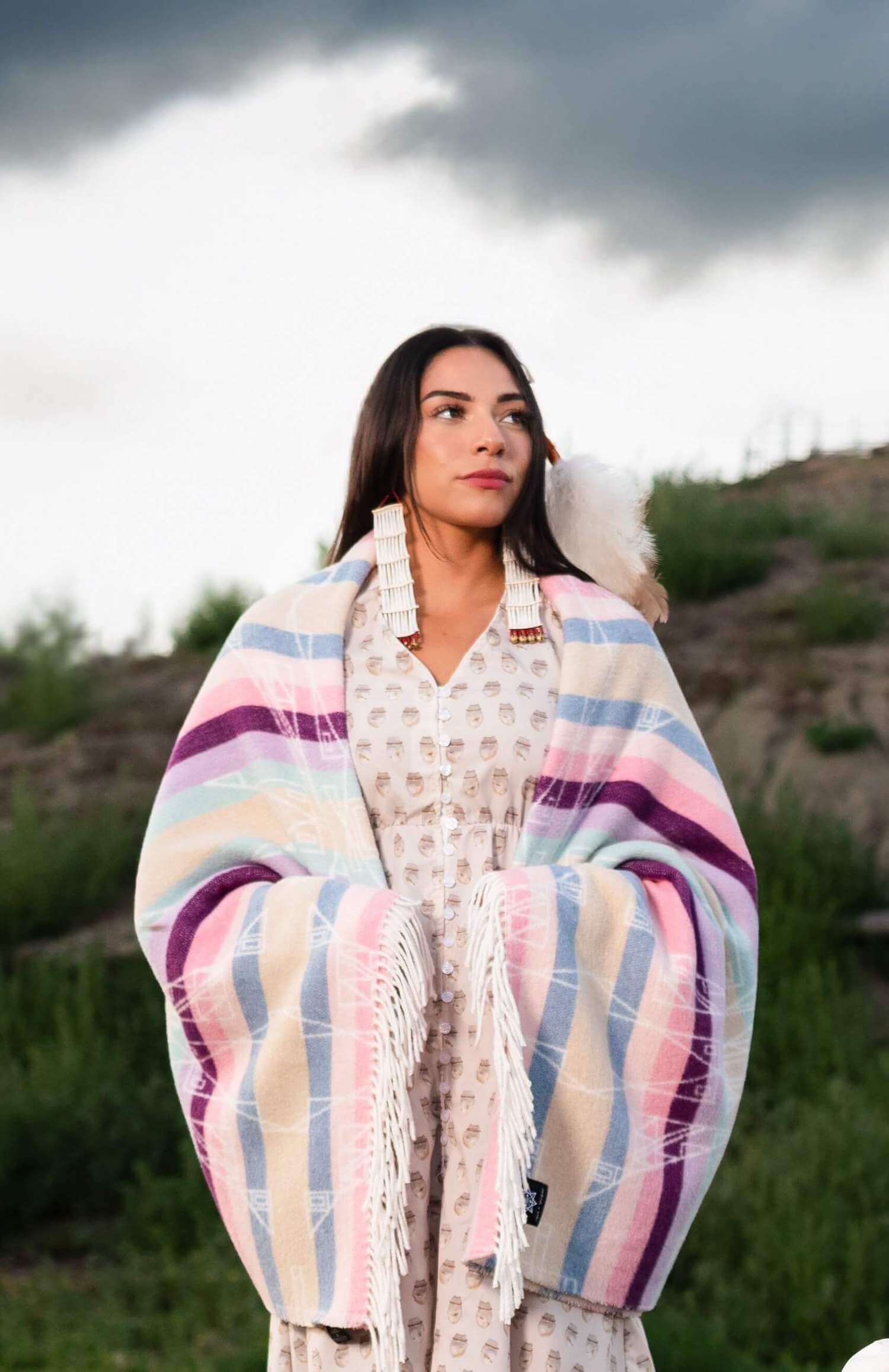 Hunaaneeká (Spring) Blanket