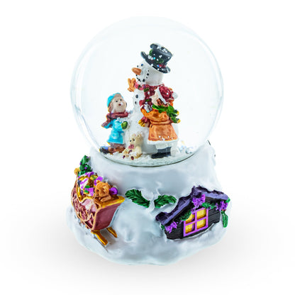 Snowman Embrace Musical Water Snow Globe